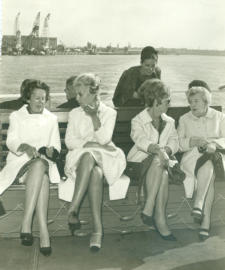 Description : http://cercledelamarinebordeaux.fr/images/1036.jpg